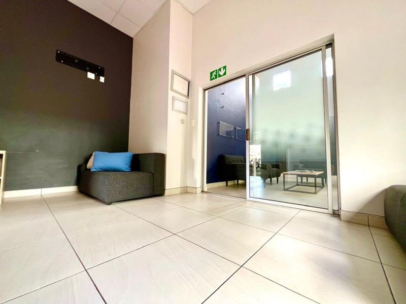 Office For Sale in Ermelo Central - Photo 5