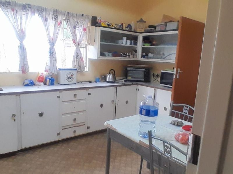 House For Sale in Christiana Central - Photo 2