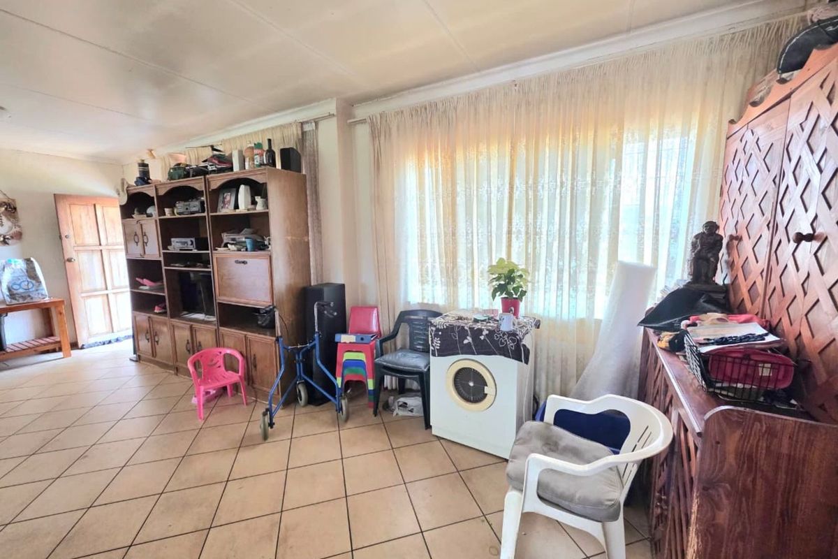 House For Sale in Eldorette - Photo 4