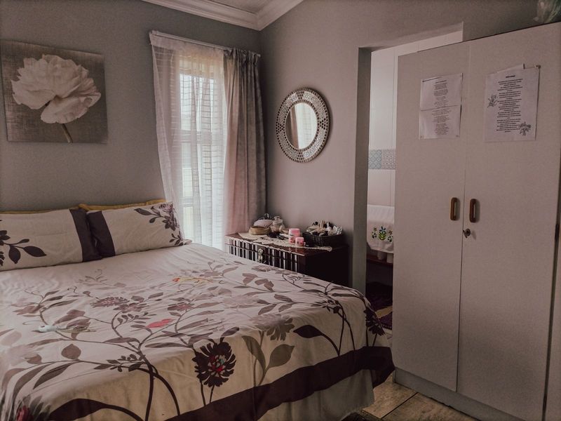 Townhouse For Sale in Pacaltsdorp - Photo 5