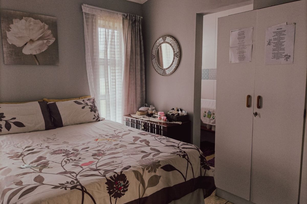 Townhouse For Sale in Pacaltsdorp - Photo 5