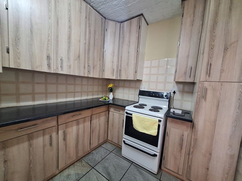 Apartment For Sale in Rietfontein - Photo 5