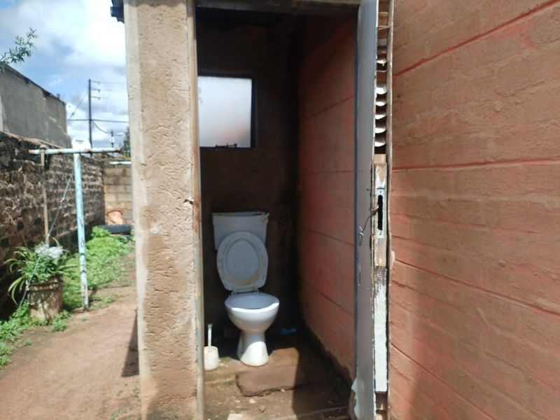 House For Sale in Nellmapius - Photo 9