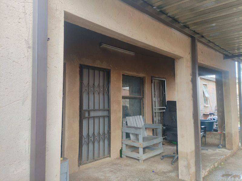 House For Sale in Nellmapius - Photo 3