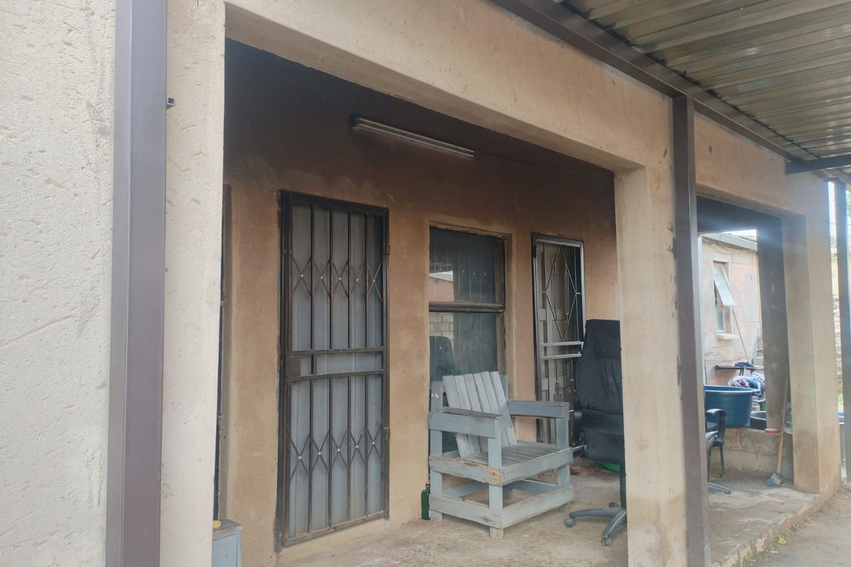 House For Sale in Nellmapius - Photo 3