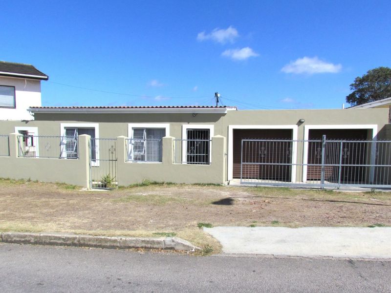 House For Sale in Jarman - Photo 2