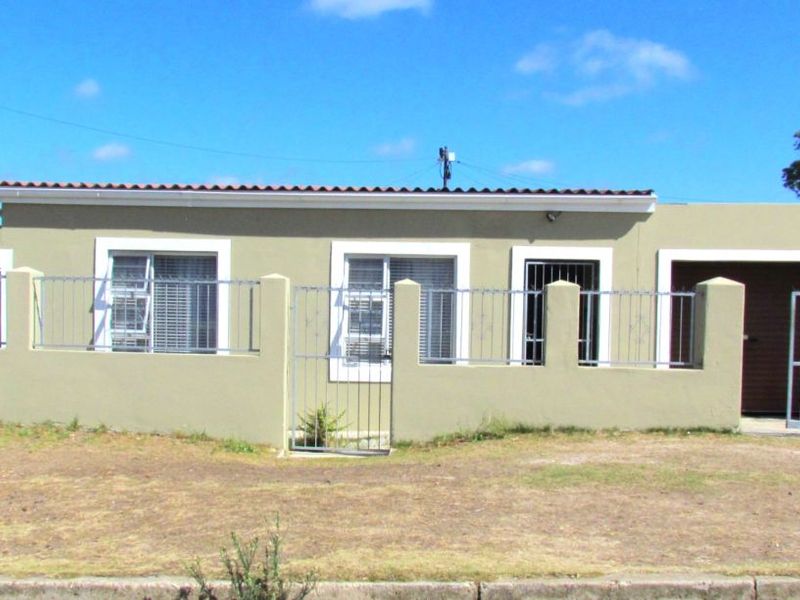 House For Sale in Jarman - Photo 3