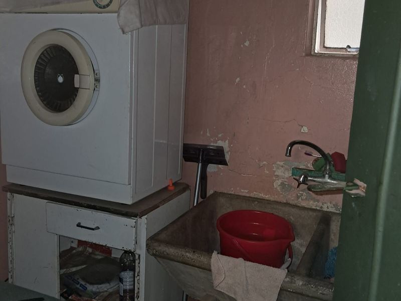 House For Sale in East Lynne - Photo 6