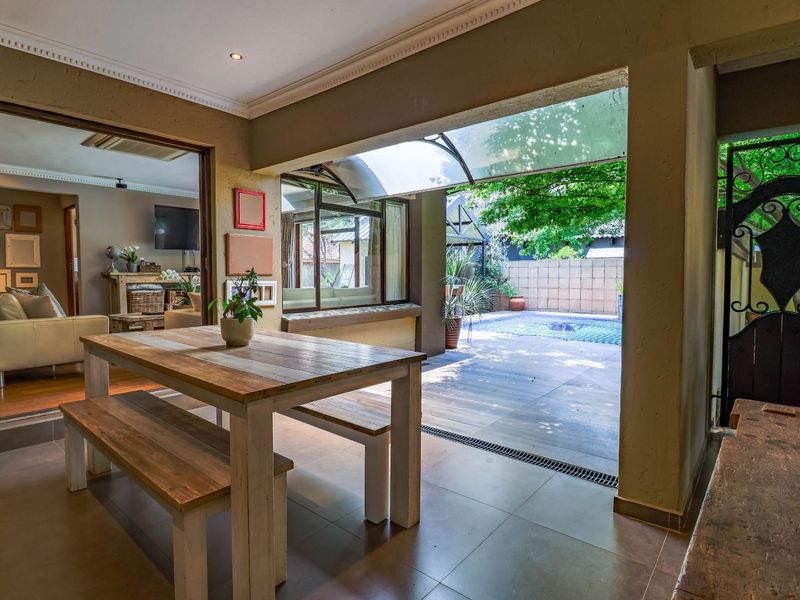 House For Sale in Eldoraigne - Photo 3