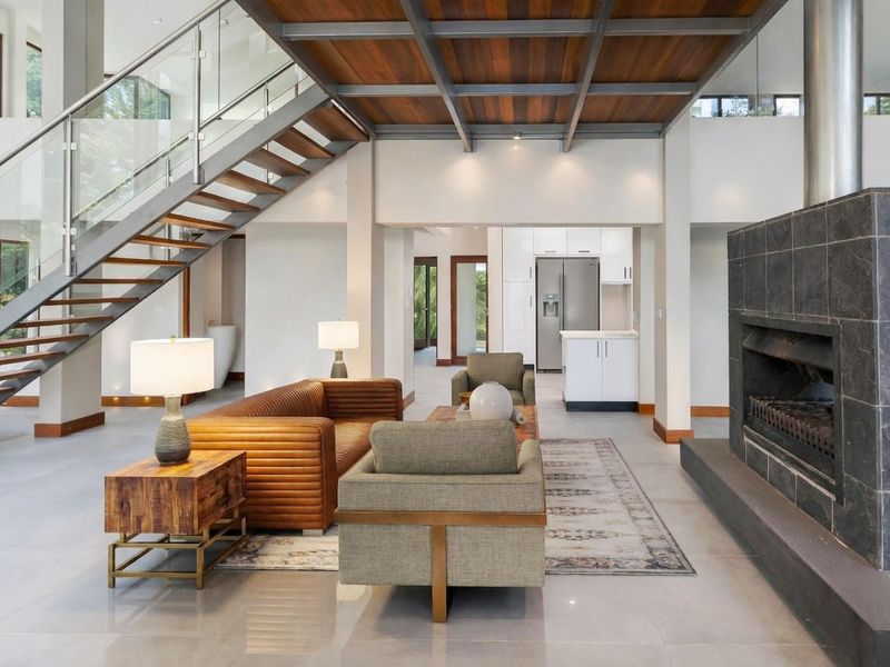 House For Sale in Sandown - Photo 6