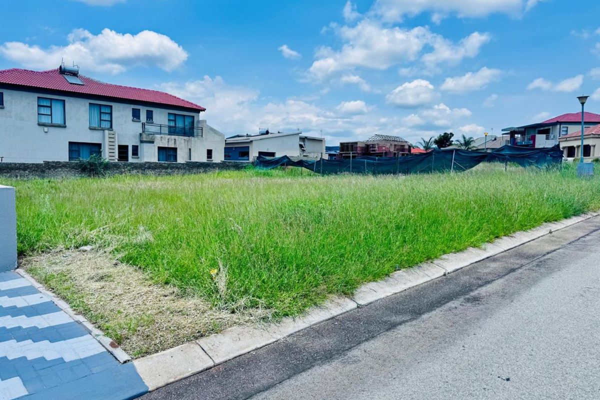 Vacant Land Residential For Sale in Woodhill Estate - Photo 2