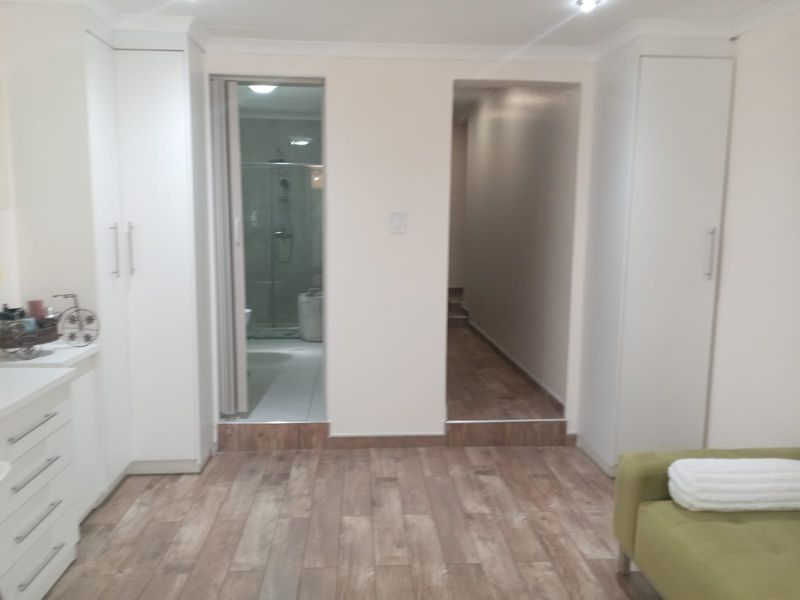 House For Sale in Florida - Photo 4