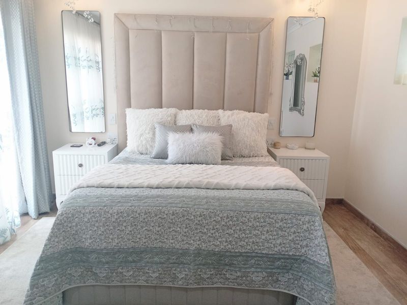 House For Sale in Florida - Photo 2