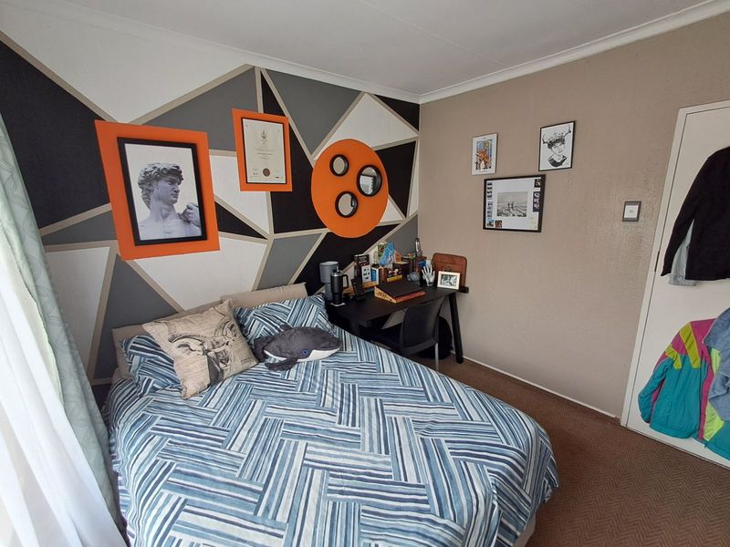 Townhouse For Sale in Weltevreden Park - Photo 8