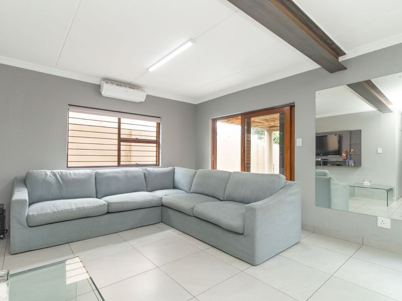 House For Sale in North Riding - Photo 4