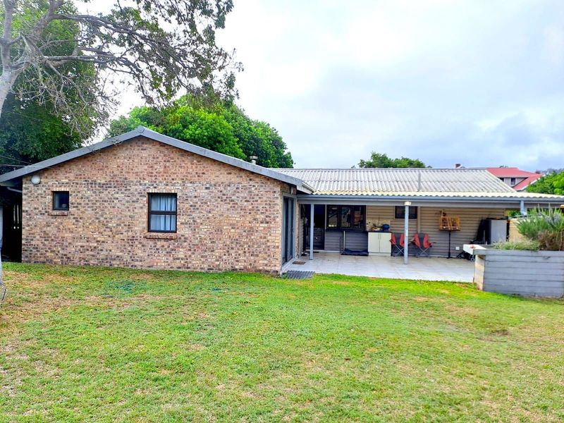 House For Sale in Sedgehill - Photo 2