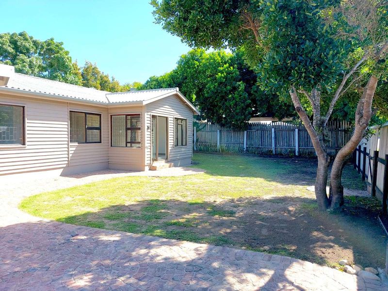 House For Sale in Sedgehill - Photo 3