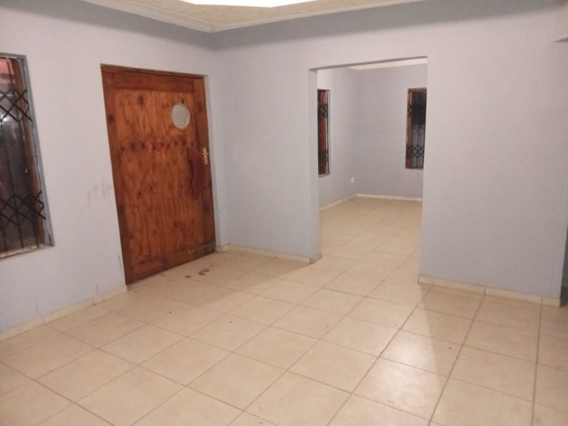 House For Sale in Mankweng - Photo 7