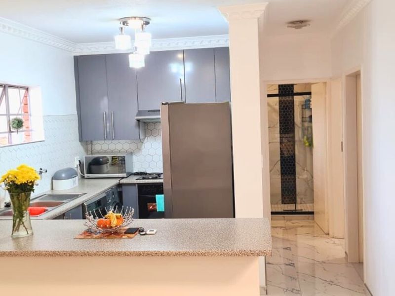 Apartment For Sale in Sagewood - Photo 4