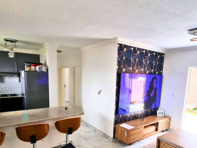 Apartment For Sale in Sagewood - Photo 3