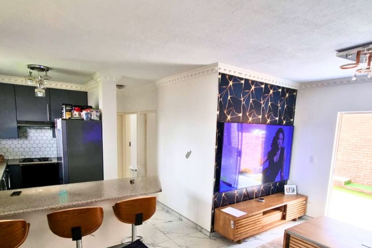 Apartment For Sale in Sagewood - Photo 3