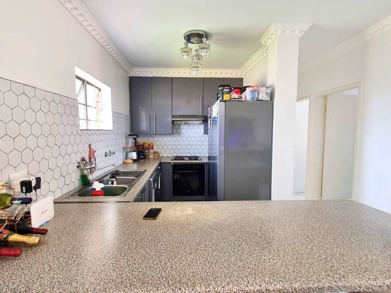 Apartment For Sale in Sagewood - Photo 5