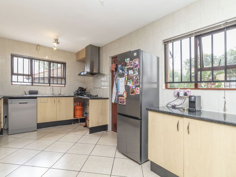 House For Sale in Bromhof - Photo 7