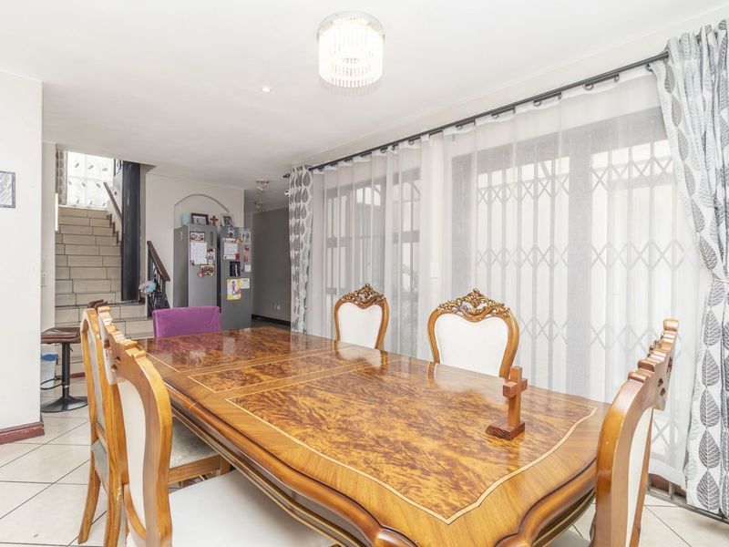 House For Sale in Bromhof - Photo 3