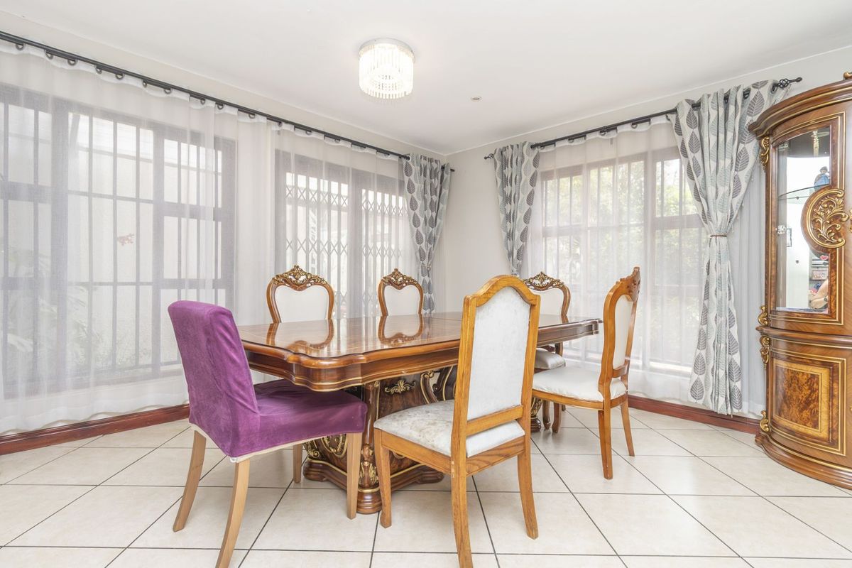 House For Sale in Bromhof - Photo 2