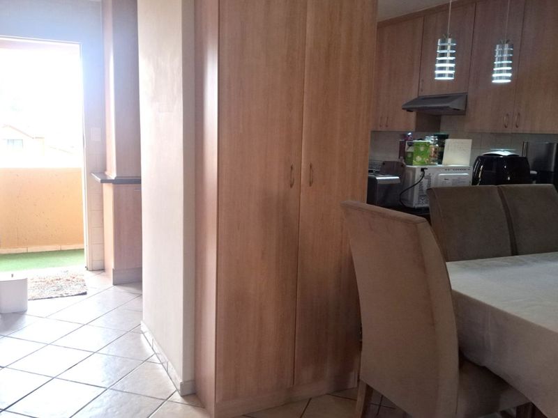 Townhouse For Sale in The Wilds - Photo 5