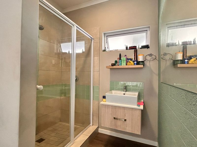 House For Sale in Paulshof - Photo 5