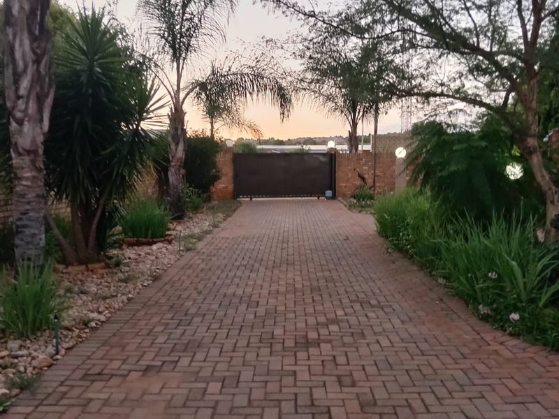 House For Sale in Doringkruin - Photo 3