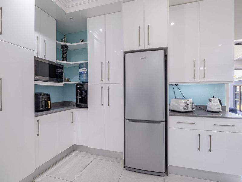 House For Sale in Newton Park - Photo 8