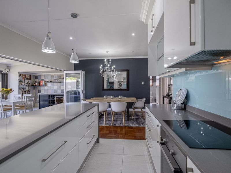 House For Sale in Newton Park - Photo 6