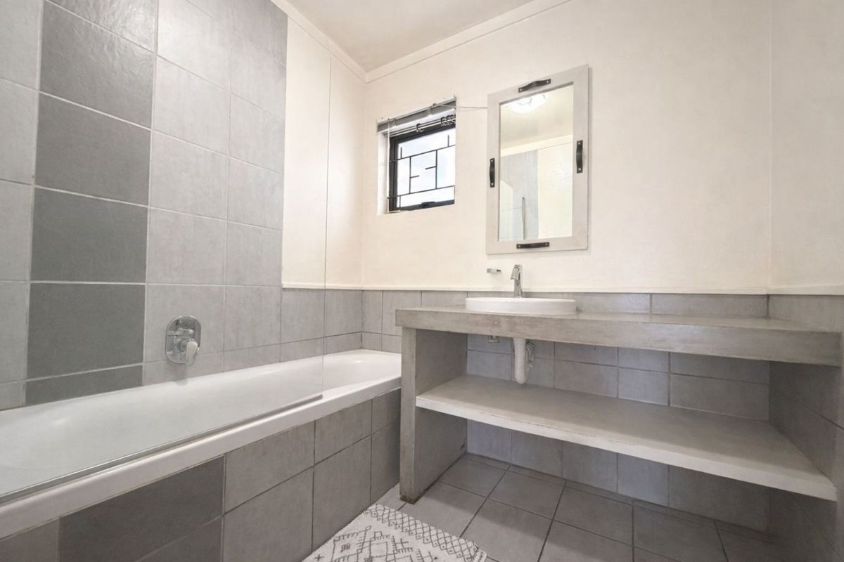 Apartment For Sale in Dainfern - Photo 4