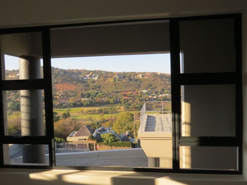 House For Sale in Glenvista - Photo 7