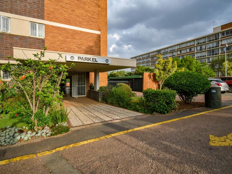 Apartment For Sale in Elarduspark - Photo 3