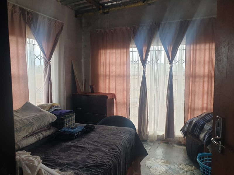 House For Sale in Hammanskraal Central - Photo 9