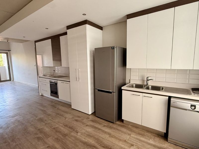 Apartment For Sale in Menlo Park - Photo 6