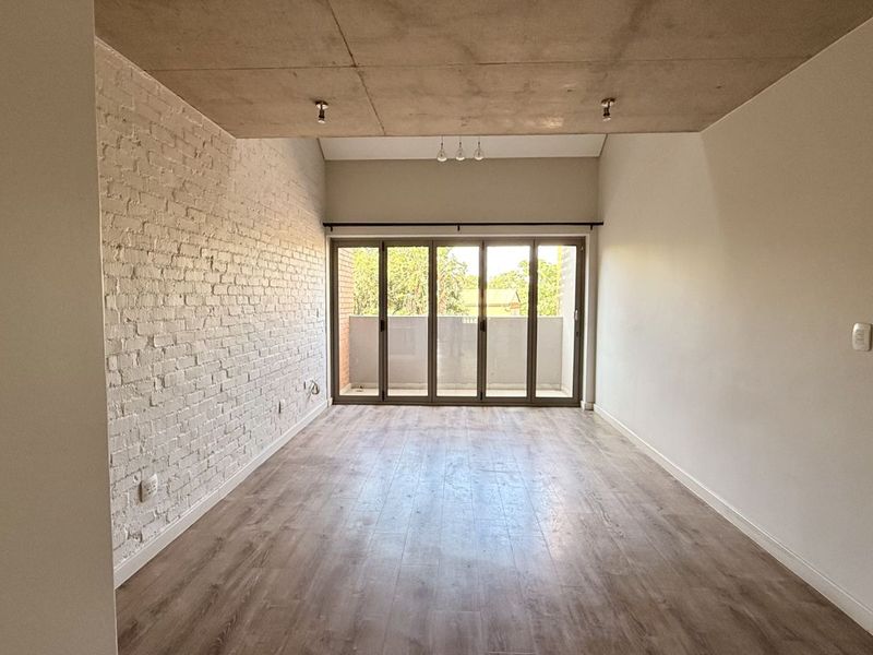 Apartment For Sale in Menlo Park - Photo 4