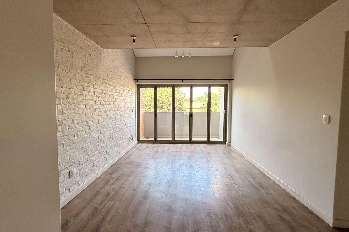 Apartment For Sale in Menlo Park - Photo 4