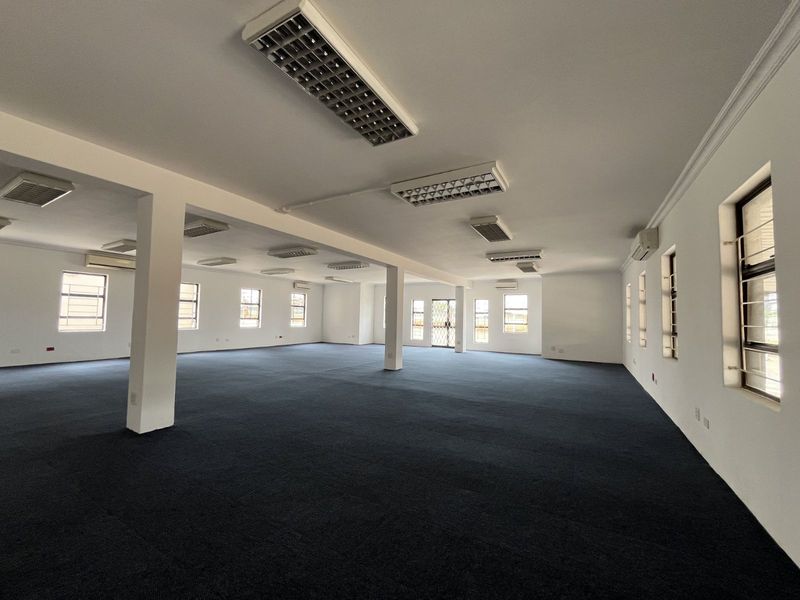 Office To Rent in Halfway House - Photo 9