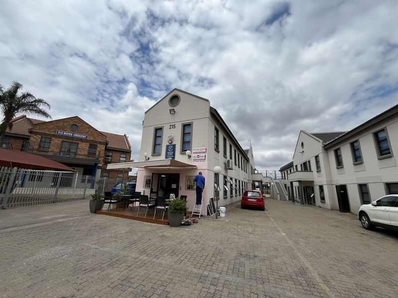 Office To Rent in Halfway House - Photo 2