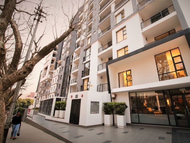 Apartment For Sale in Rosebank - Photo 1
