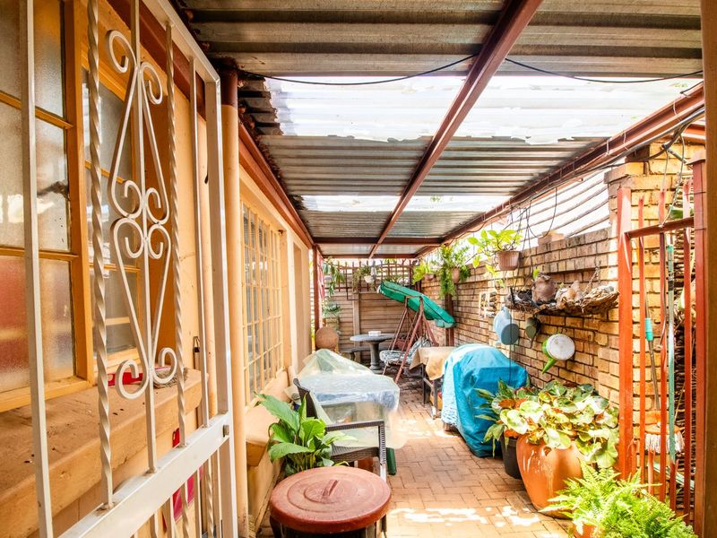 House For Sale in Doornpoort - Photo 2