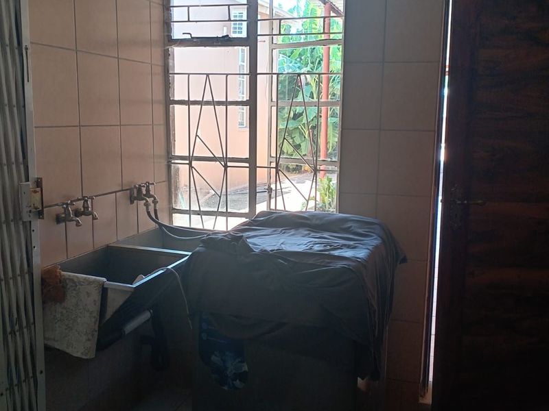 House For Sale in Bloemhof Central - Photo 9