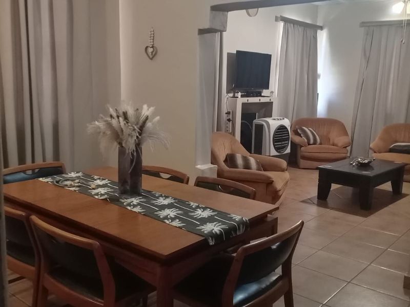 House For Sale in Bloemhof Central - Photo 5