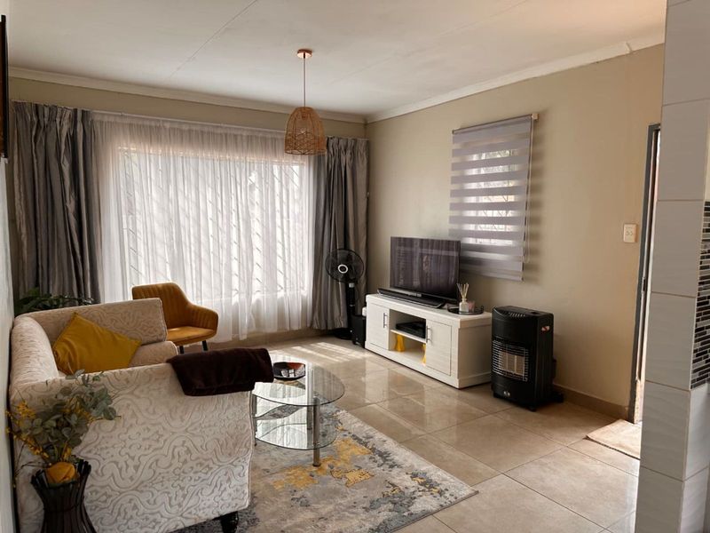 House For Sale in The Orchards - Photo 9