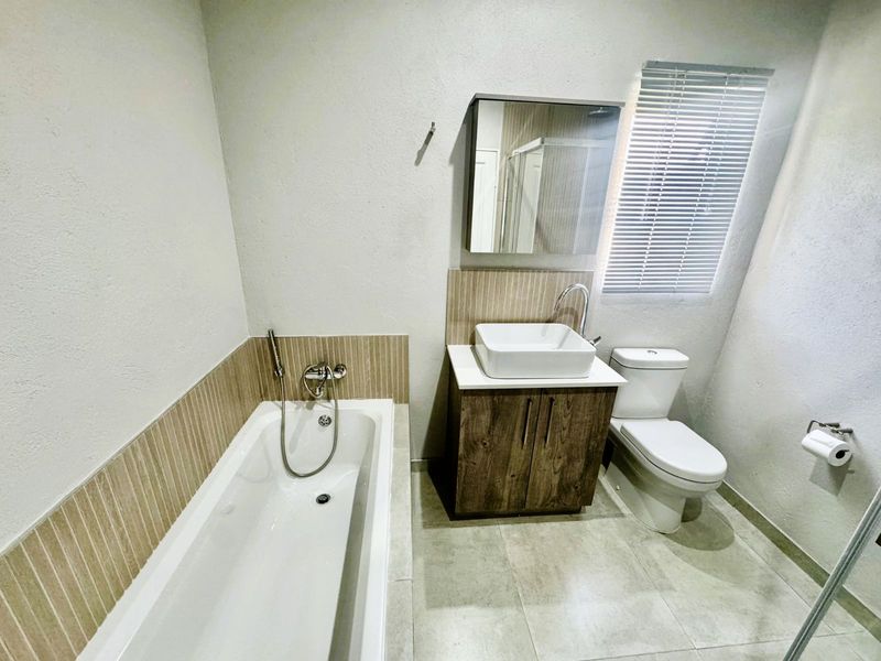 House To Rent in The Reeds - Photo 5