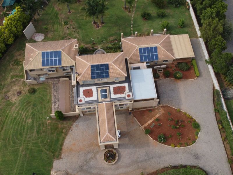 House For Sale in Mooikloof Equestrian Estate - Photo 3